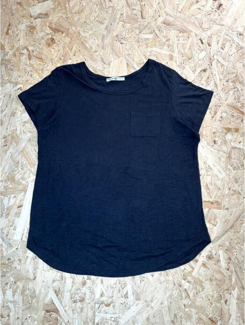 Signature Collection Women's Black Short Sleeve Pocket T-Shirt Size